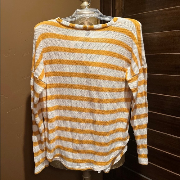 Forever 21 button up cardigans sz small - Picture 4 of 5